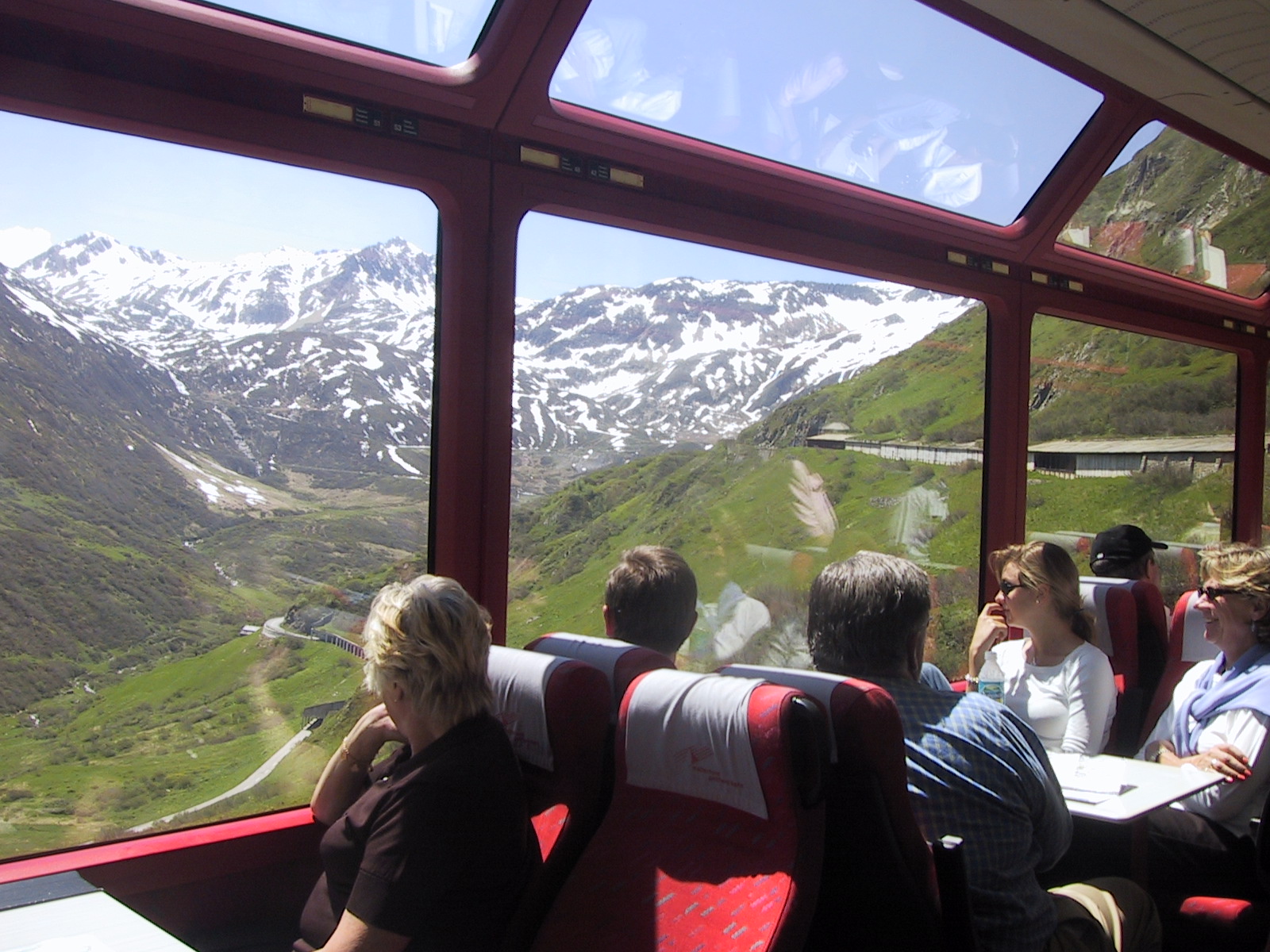 Train about to enter avalanche shields.